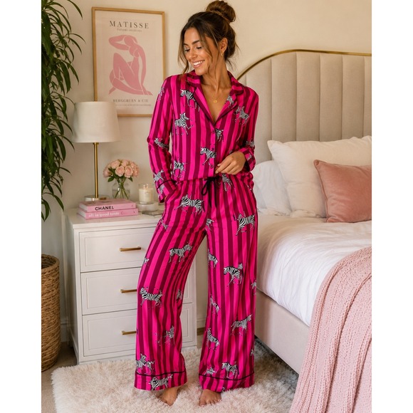 Room Service Other - Room Service Pink Zebra Stripe Pajama Set Luxury Soft Lounge Whimsy Stripe Sz L